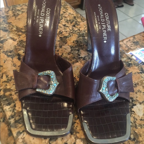 Couture Donald J Pliner - Picture 1 of 4